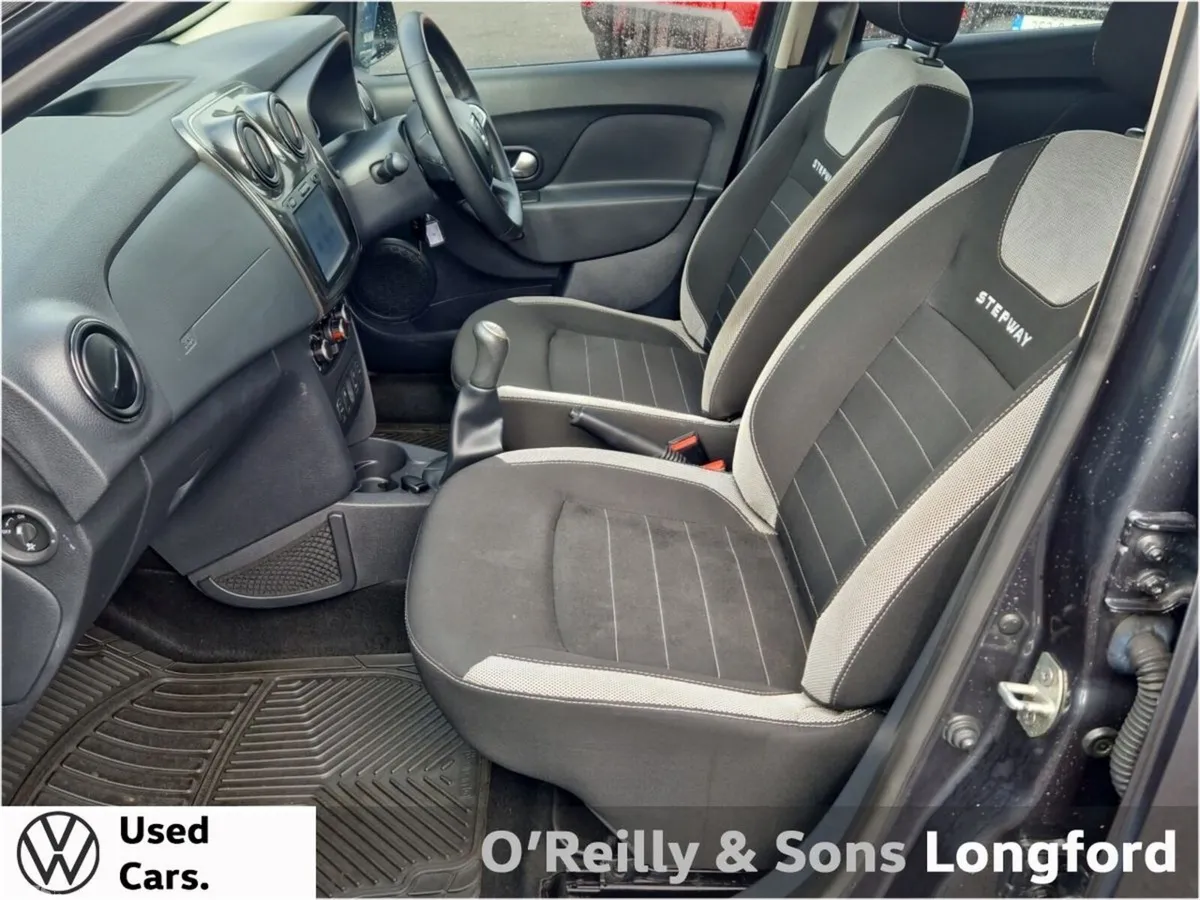 Dacia Sandero Stepway Hatchback, Diesel, 2017, Grey