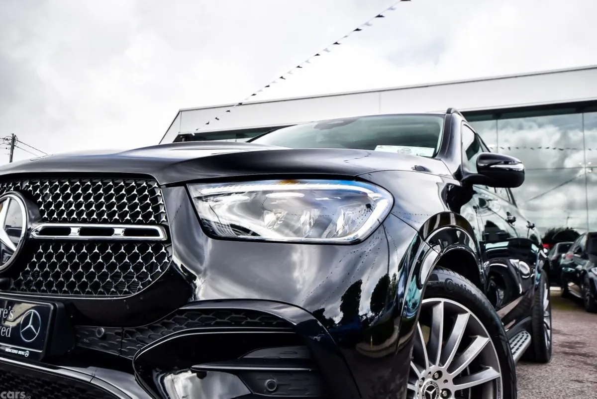 Mercedes-Benz GLE SUV, Diesel Plug-in Hybrid, 2026, Black