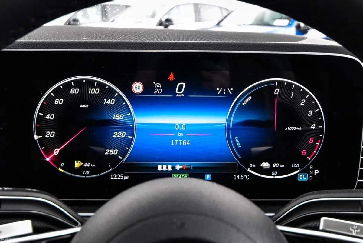 Mercedes-Benz GLE SUV, Diesel Plug-in Hybrid, 2026, Black