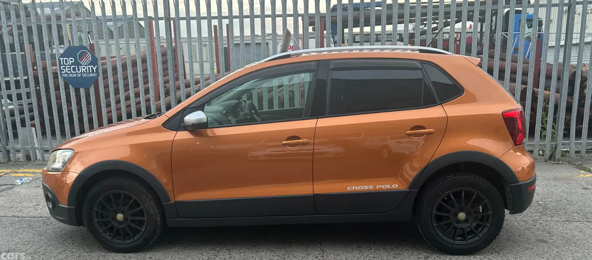 Volkswagen Polo Hatchback, Petrol, 2015, Orange