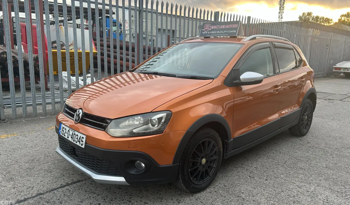 Volkswagen Polo Hatchback, Petrol, 2015, Orange