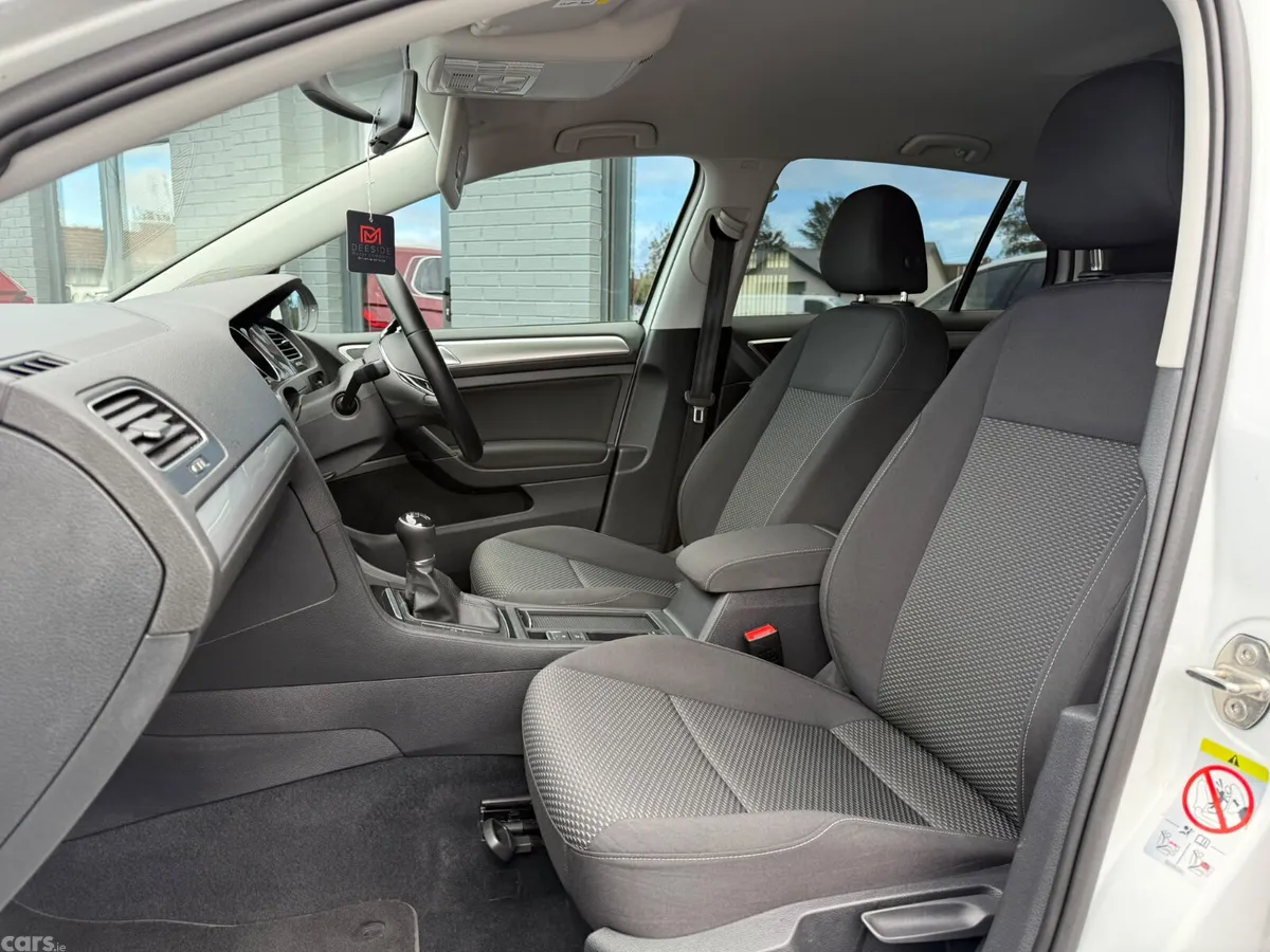 Volkswagen Golf Hatchback, Petrol, 2021, White