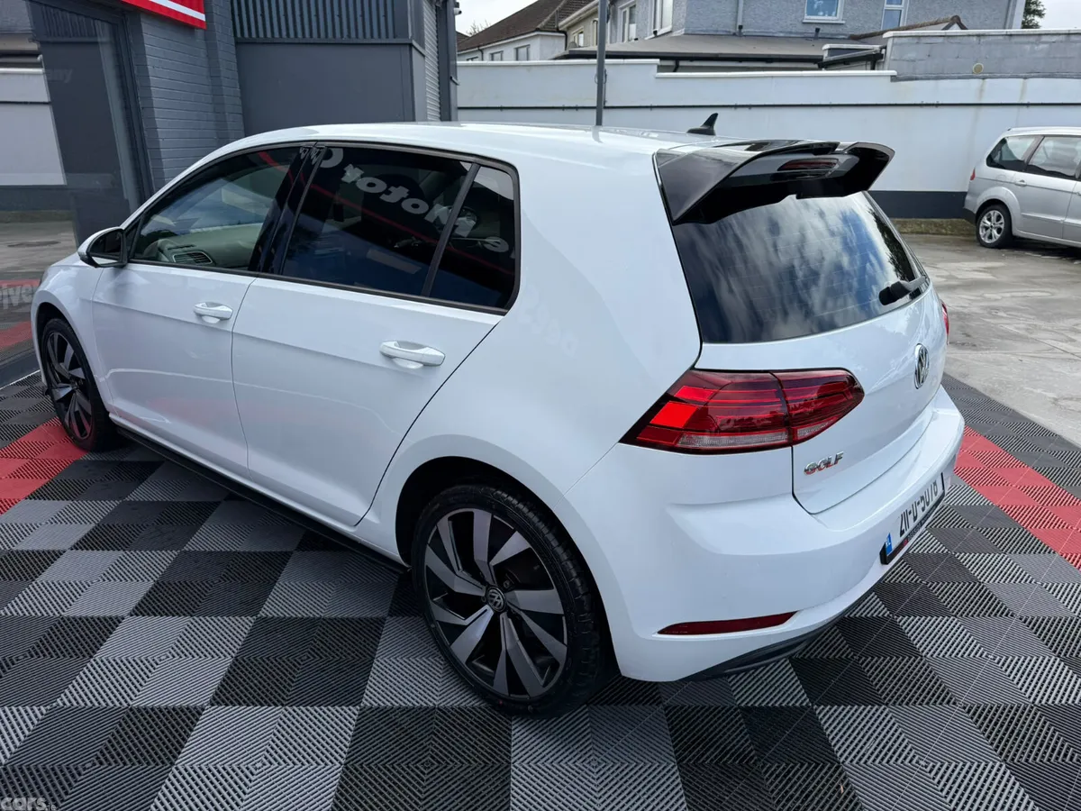 Volkswagen Golf Hatchback, Petrol, 2021, White