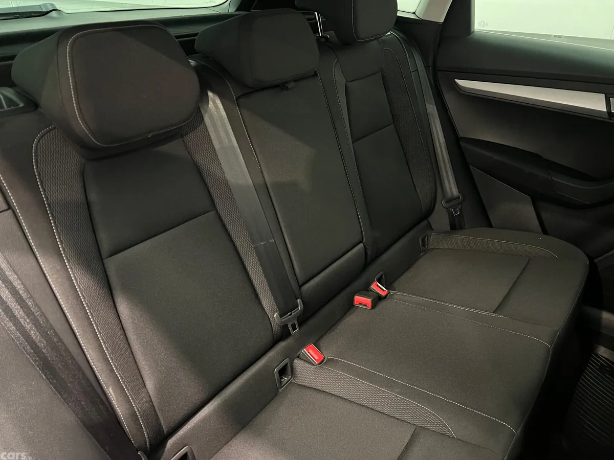Skoda Karoq SUV, Diesel, 2024, Grey