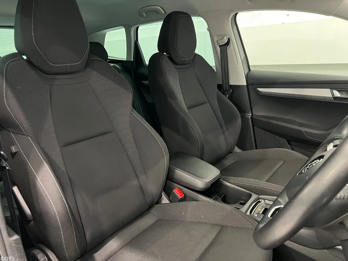 Skoda Karoq SUV, Diesel, 2024, Grey
