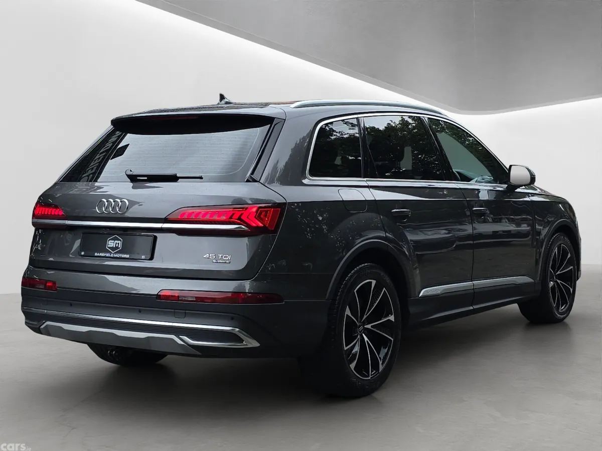 Audi Q7 SUV, Diesel, 2023, Grey