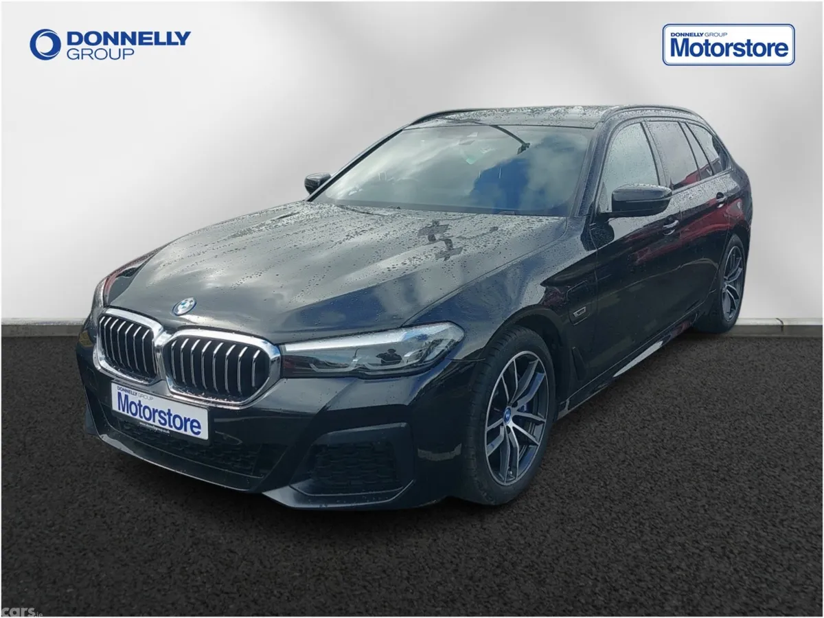 BMW 5-Series Estate, Petrol Hybrid, 2022, Black