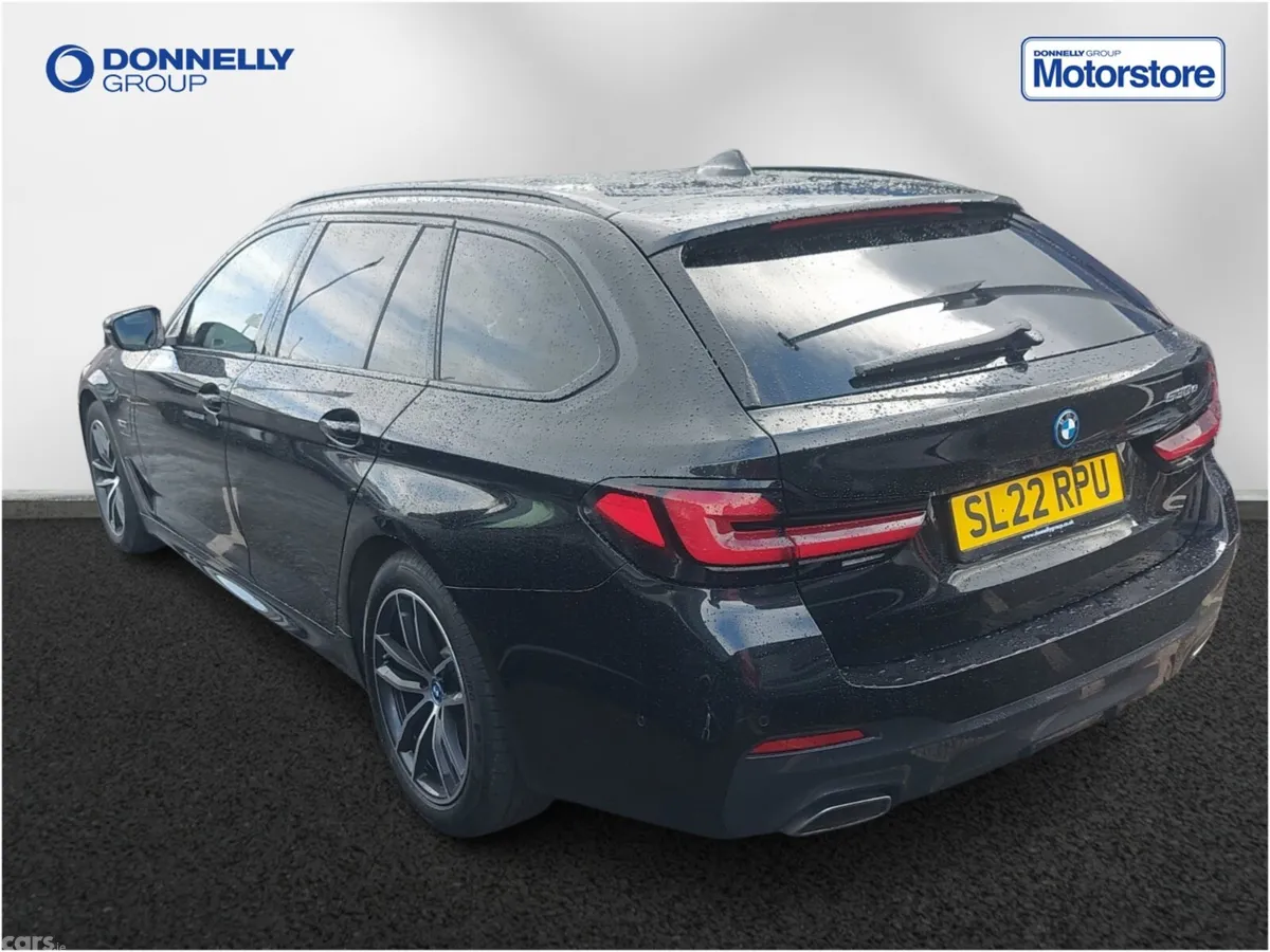 BMW 5-Series Estate, Petrol Hybrid, 2022, Black