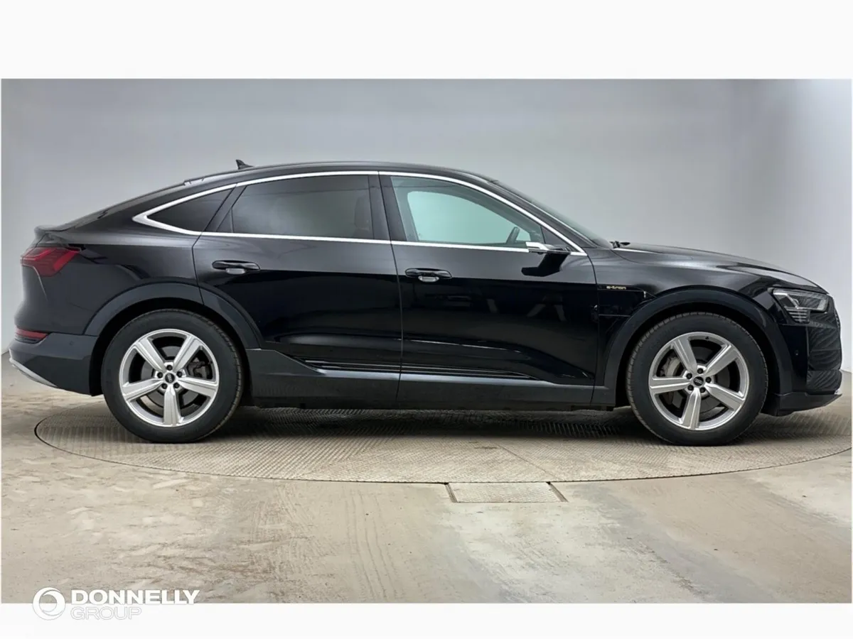 Audi e-tron SUV, Electric, 2022, Black