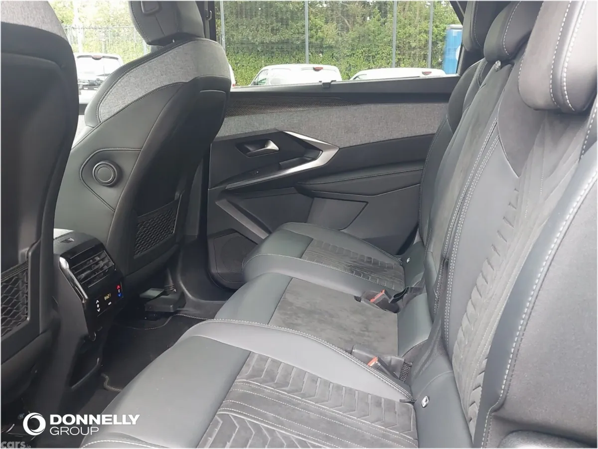 Peugeot 5008 SUV, Electric, 2024, Blue