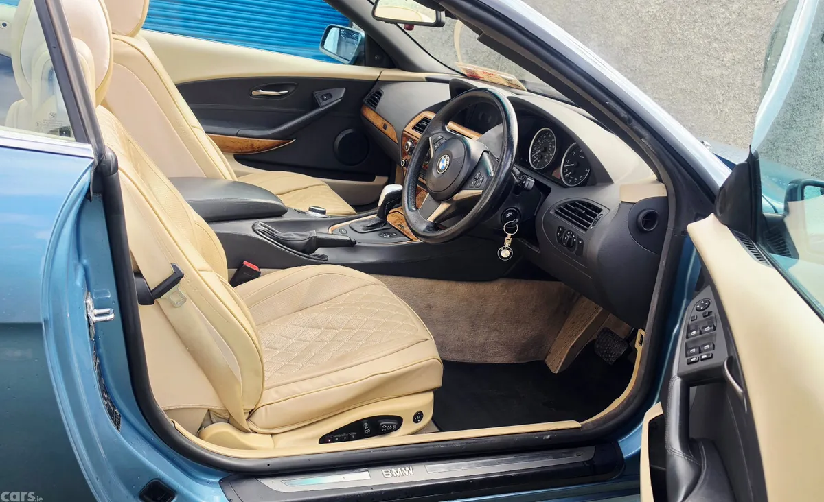 BMW 6-Series Convertible, Petrol, 2005, Blue