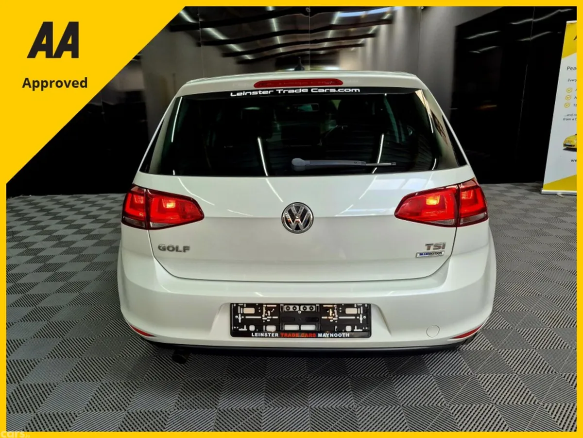 Volkswagen Golf Hatchback, Petrol, 2016, White