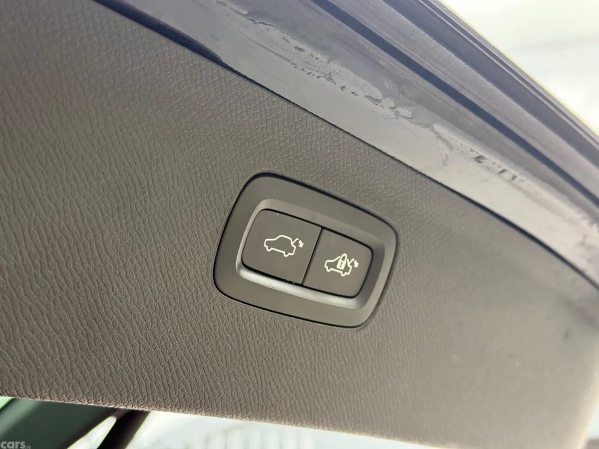 Volvo XC90 SUV, Diesel, 2015, Blue