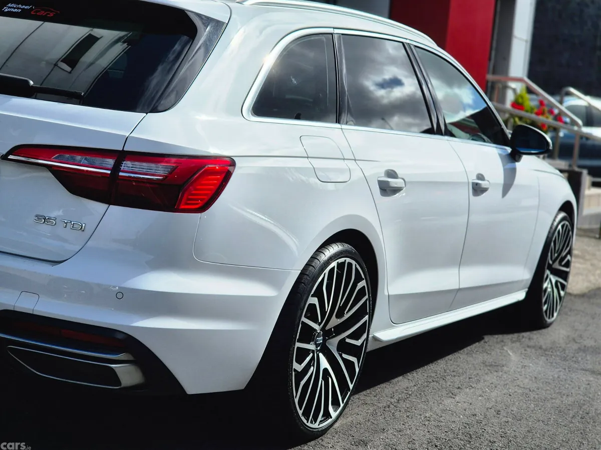 Audi A4 Estate, Diesel, 2024, White