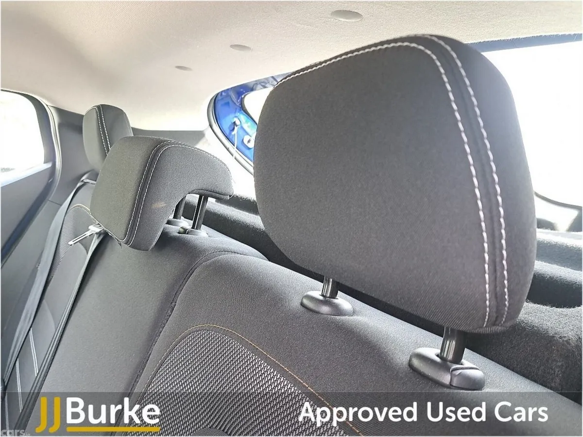 Dacia Sandero Stepway Hatchback, Petrol, 2023, Blue
