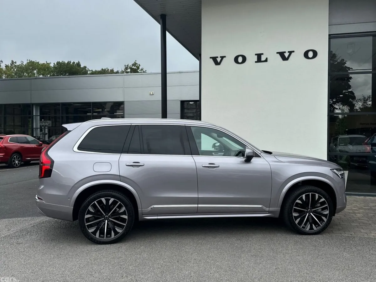 Volvo XC90 SUV, Petrol Plug-in Hybrid, 2025, Silver