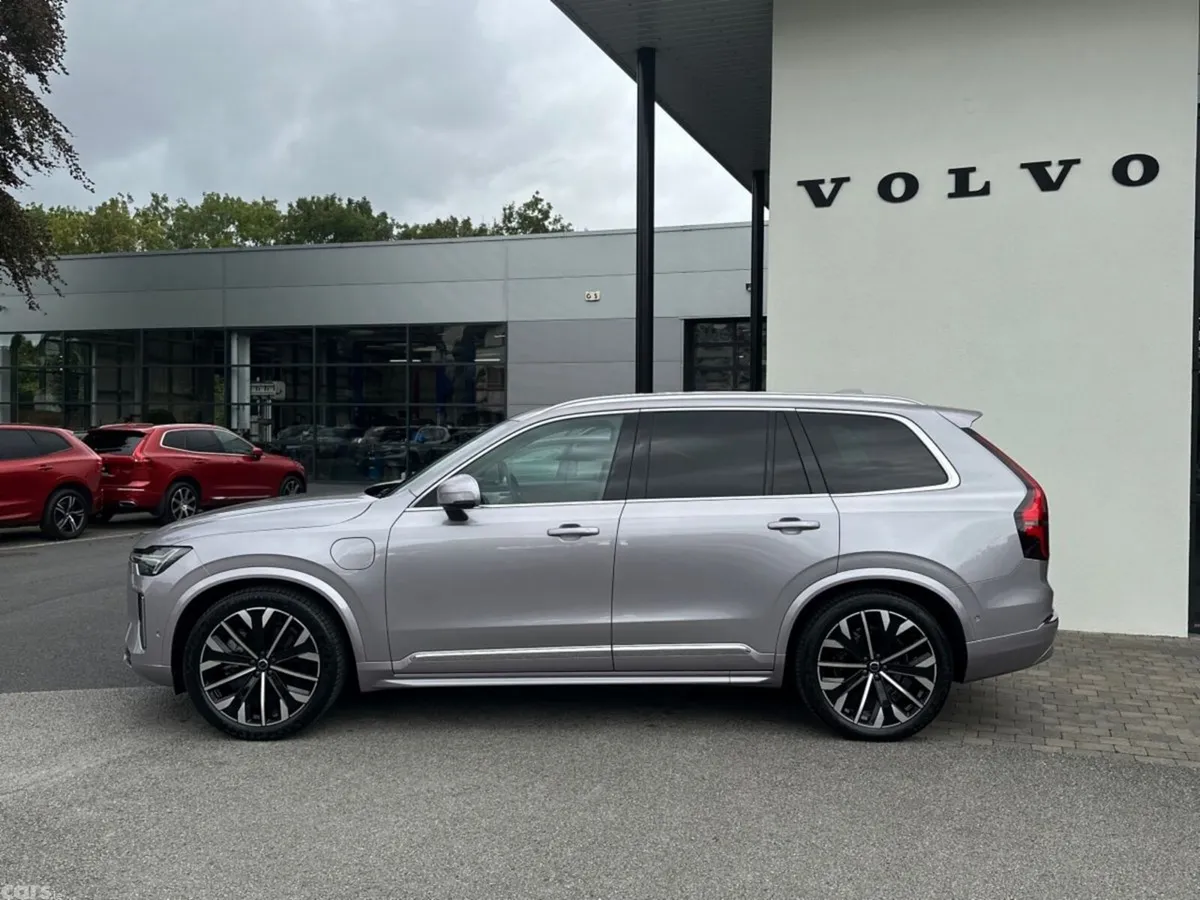 Volvo XC90 SUV, Petrol Plug-in Hybrid, 2025, Silver