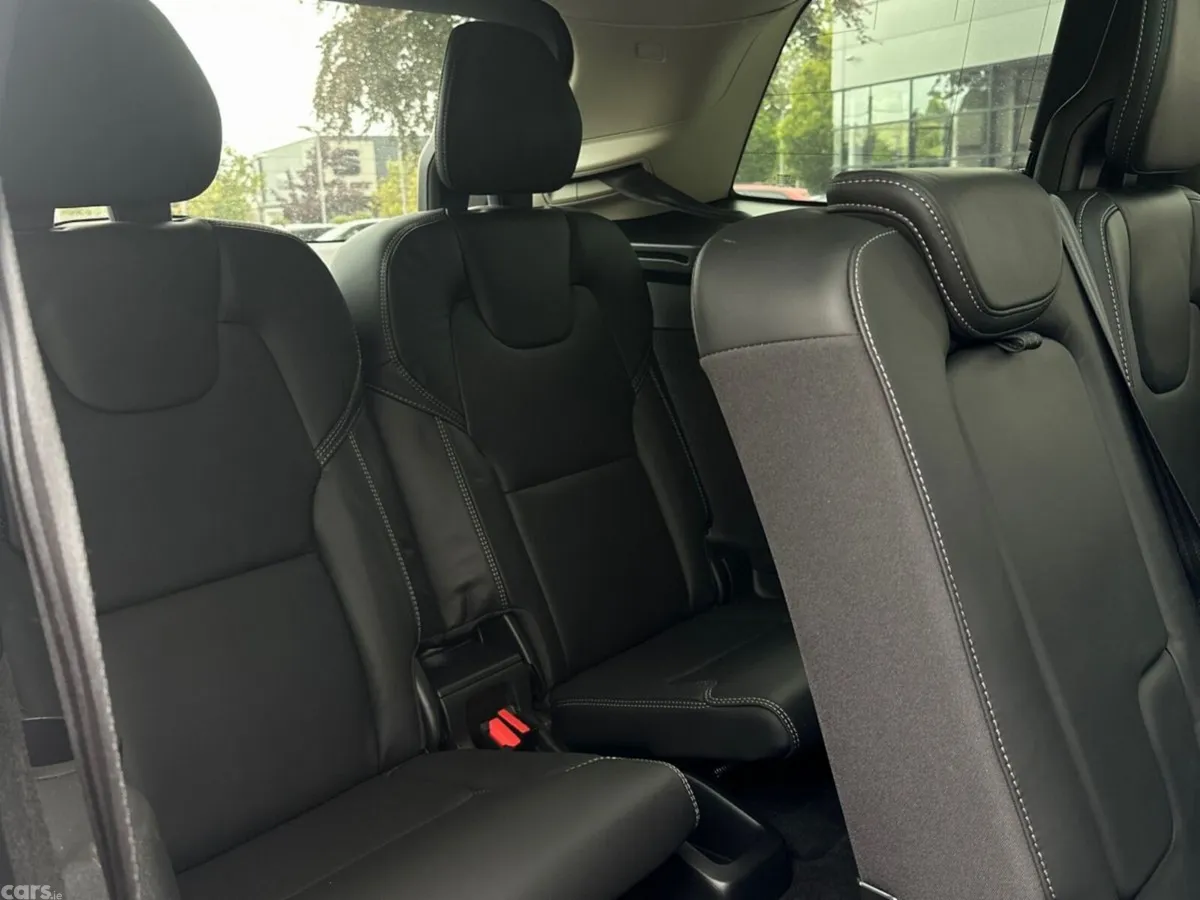 Volvo XC90 SUV, Petrol Plug-in Hybrid, 2025, Silver