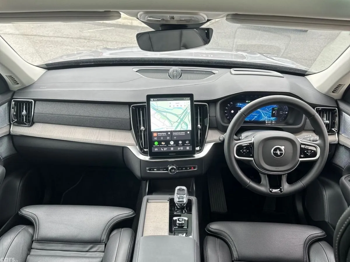 Volvo XC90 SUV, Petrol Plug-in Hybrid, 2025, Silver