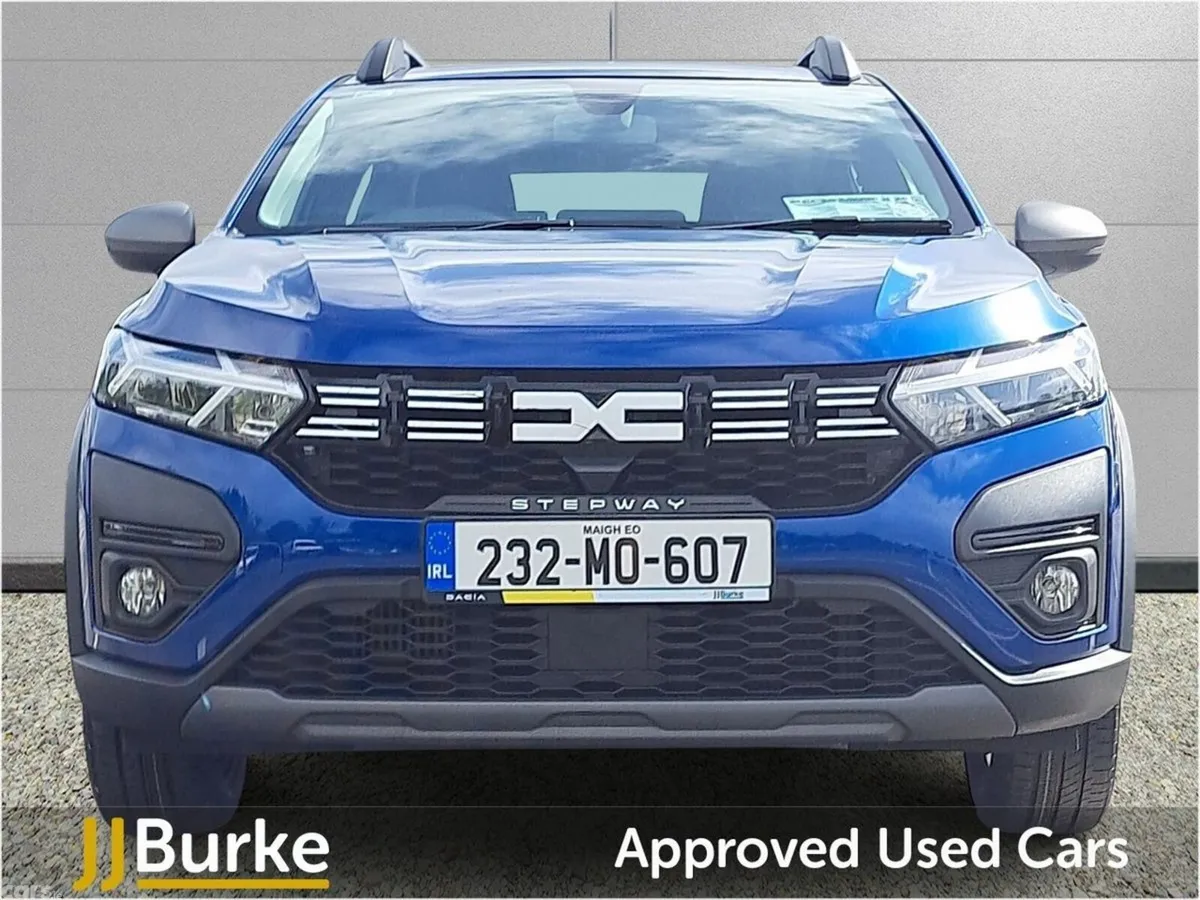 Dacia Sandero Stepway Hatchback, Petrol, 2023, Blue