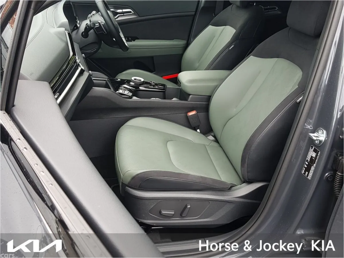 Kia Sportage SUV, Petrol Hybrid, 2025, Grey