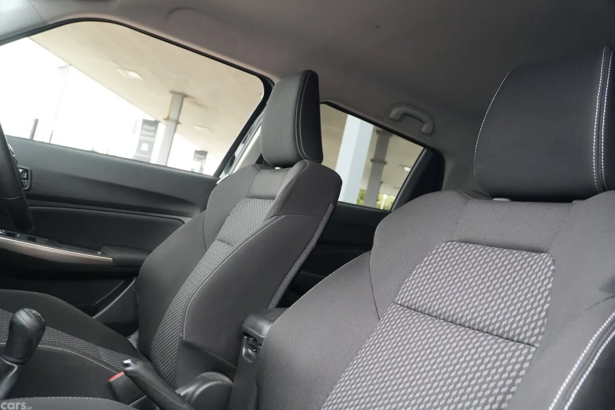 Suzuki Swift Hatchback, Petrol, 2019, Black