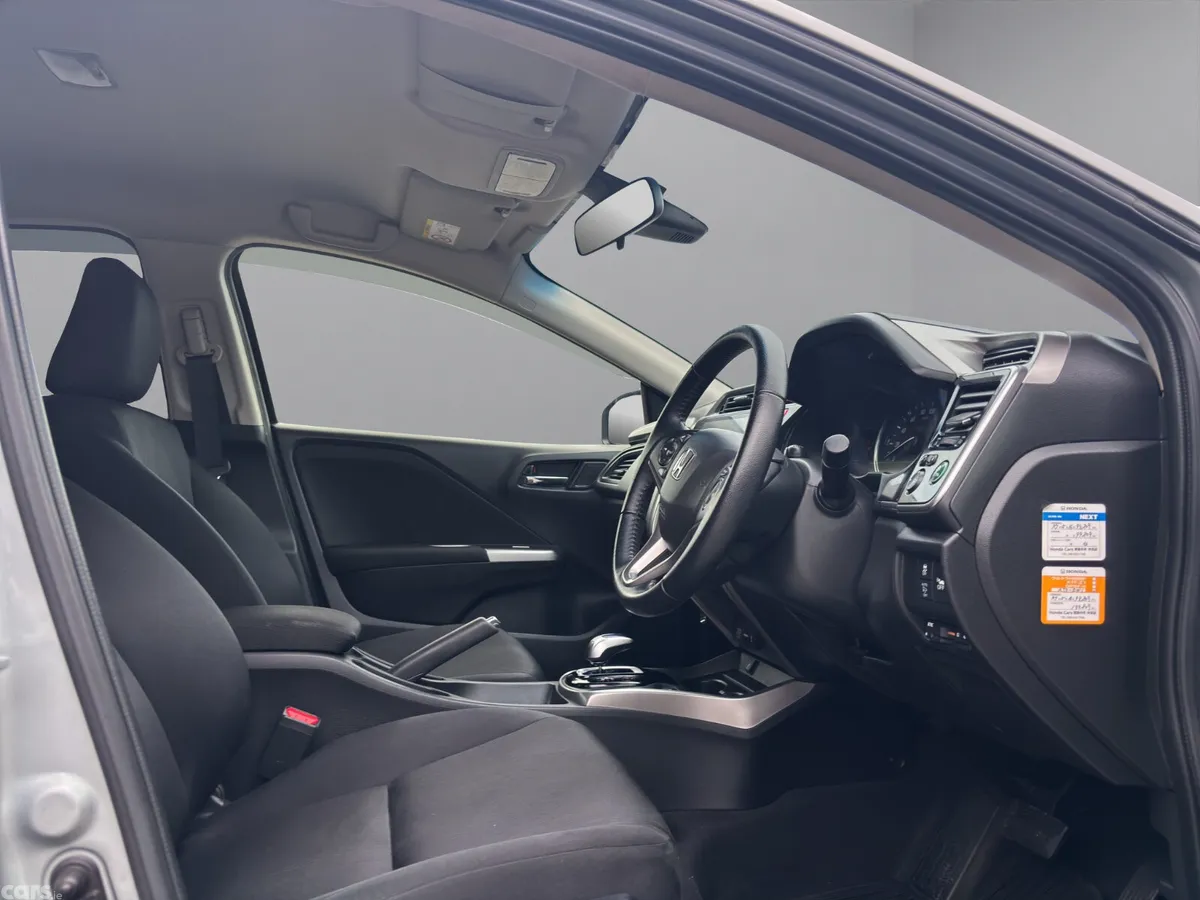 Honda Grace Saloon, Petrol Hybrid, 2016, Silver