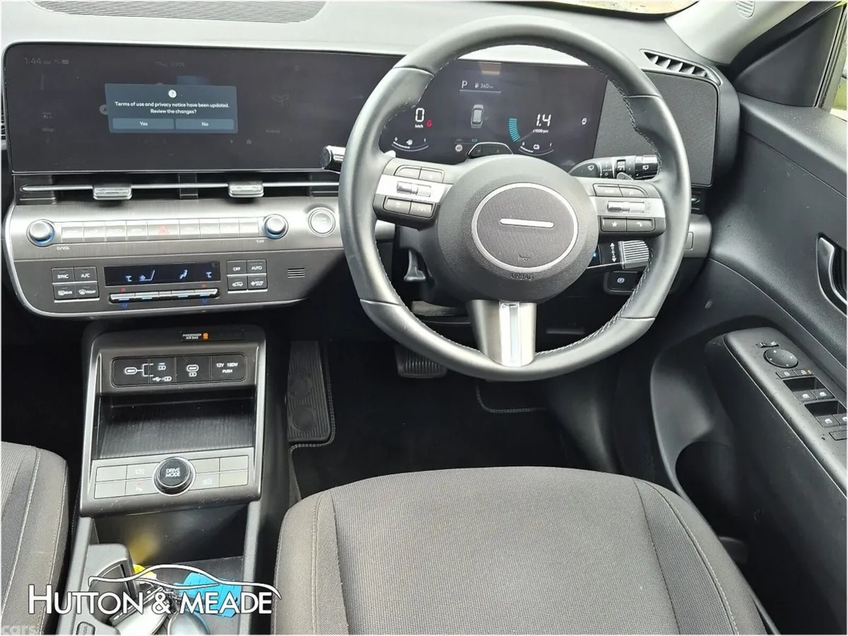 Hyundai KONA SUV, Petrol Hybrid, 2024, Yellow