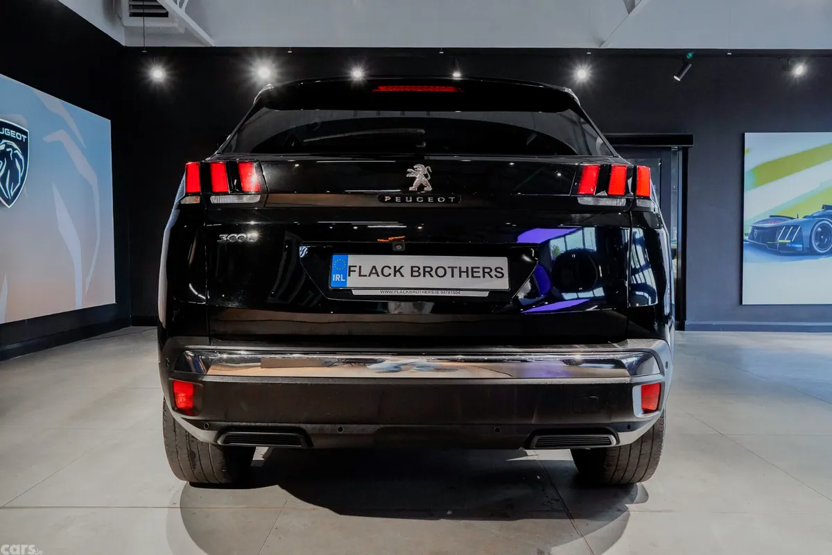Peugeot 3008 Hatchback, Diesel, 2018, Black