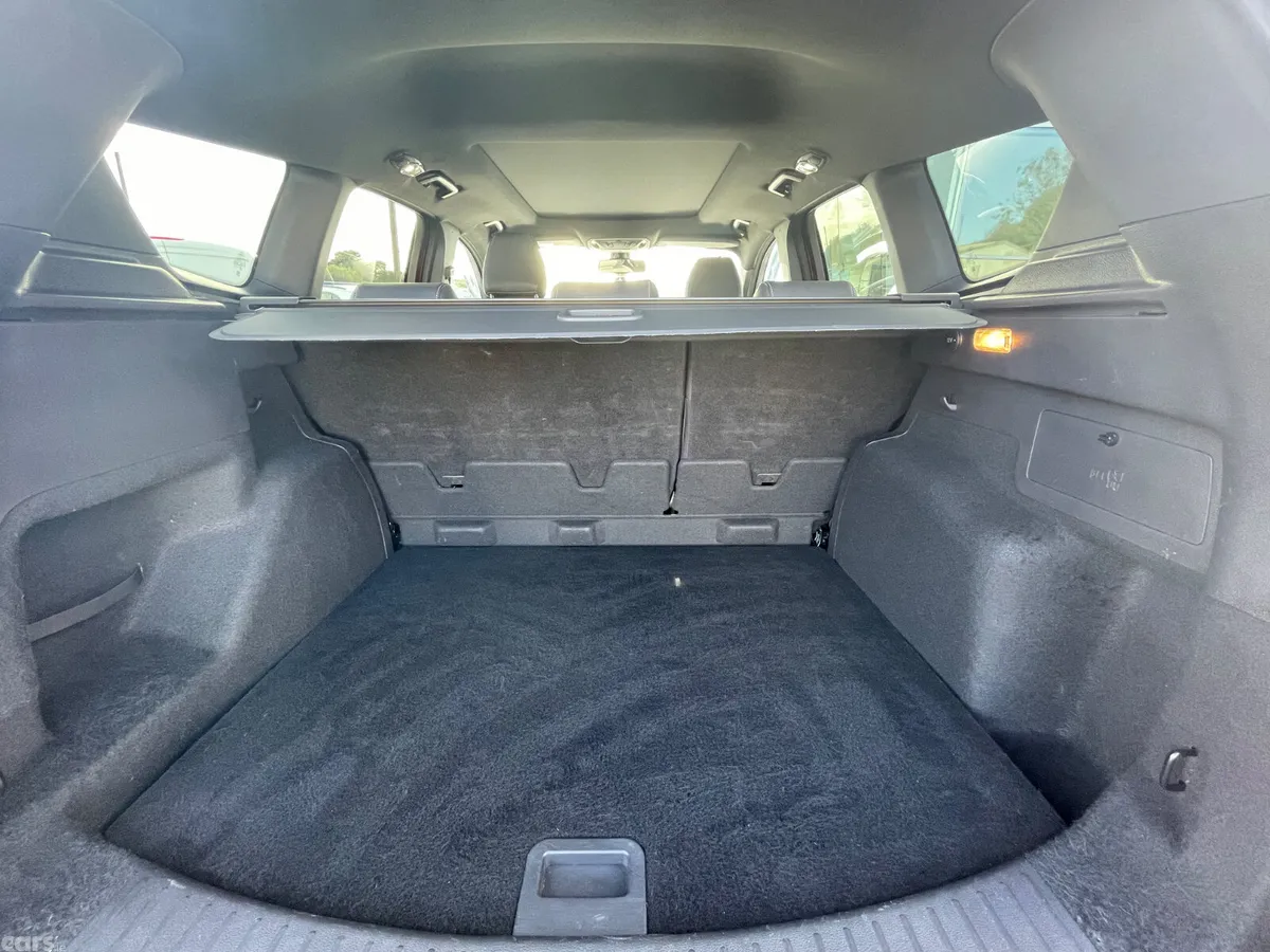 Ford Kuga SUV, Diesel, 2018, Red