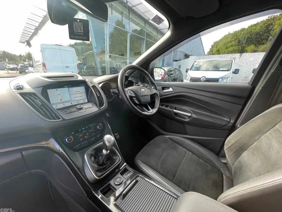 Ford Kuga SUV, Diesel, 2018, Red