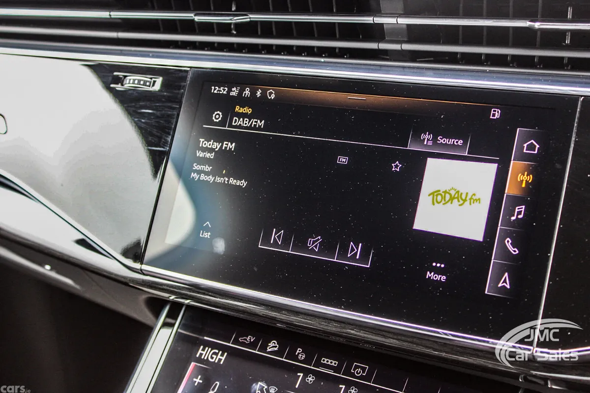 Audi Q7 SUV, Petrol Plug-in Hybrid, 2023, Blue