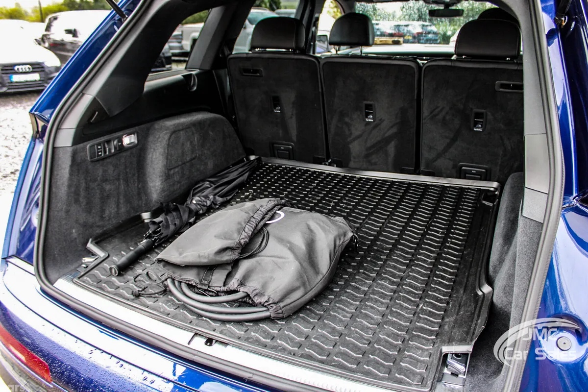 Audi Q7 SUV, Petrol Plug-in Hybrid, 2023, Blue
