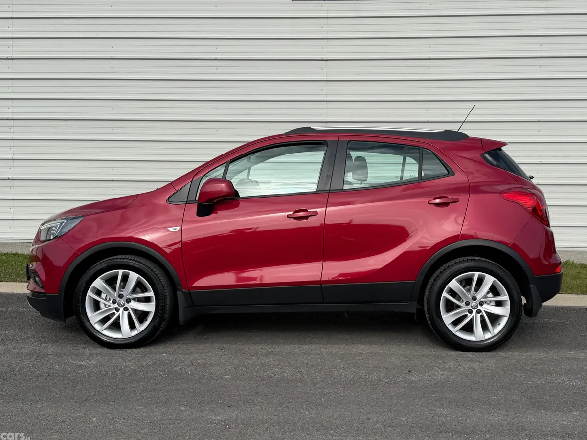 Vauxhall Mokka Hatchback, Petrol, 2017, Red