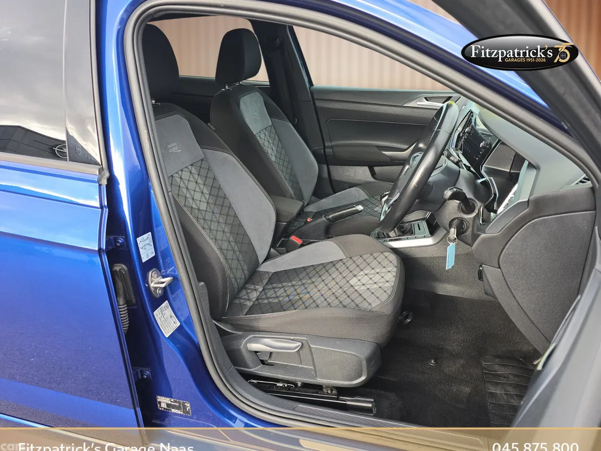 Volkswagen Taigo SUV, Petrol, 2024, Blue