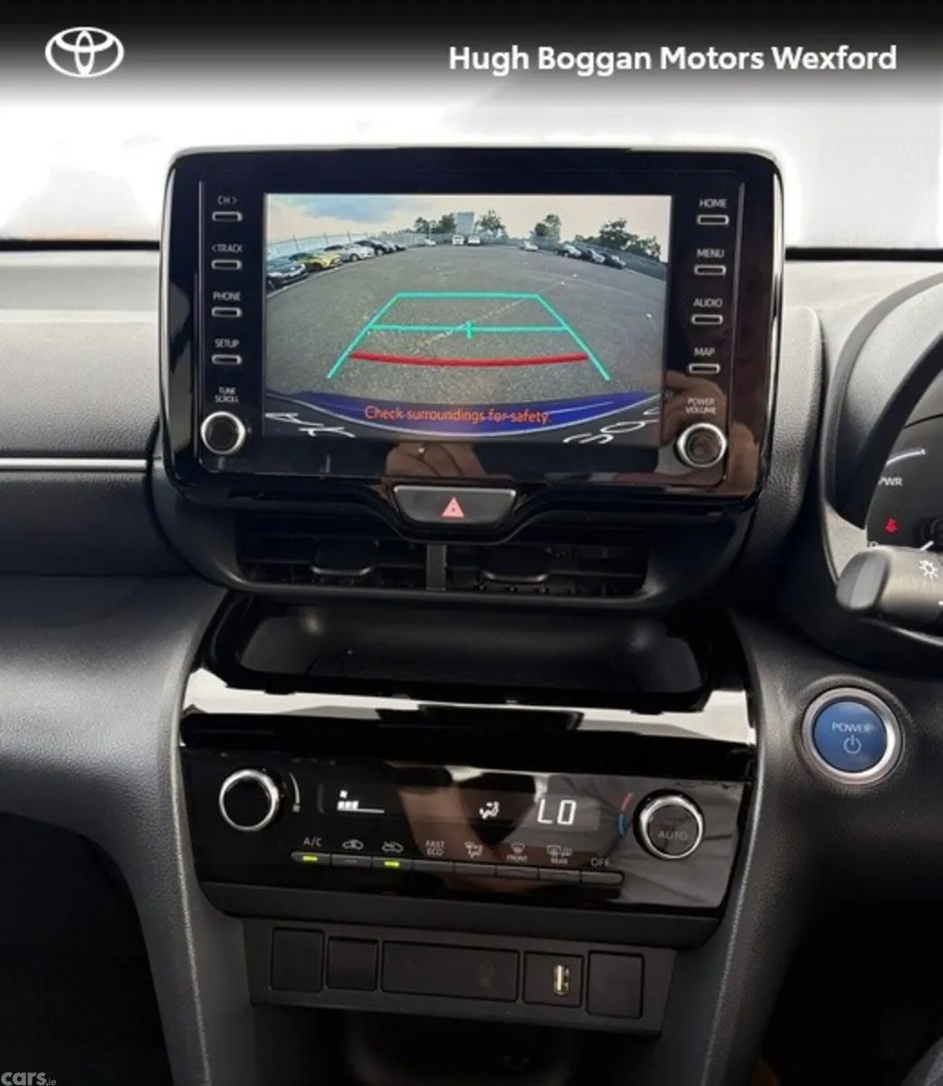Toyota Yaris Cross Hatchback, Petrol Hybrid, 2023, Blue