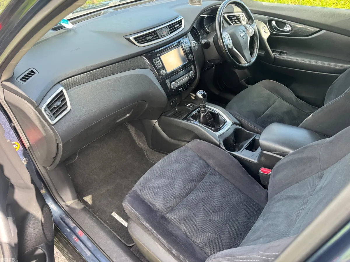 Nissan X-Trail SUV, Diesel, 2016, Blue