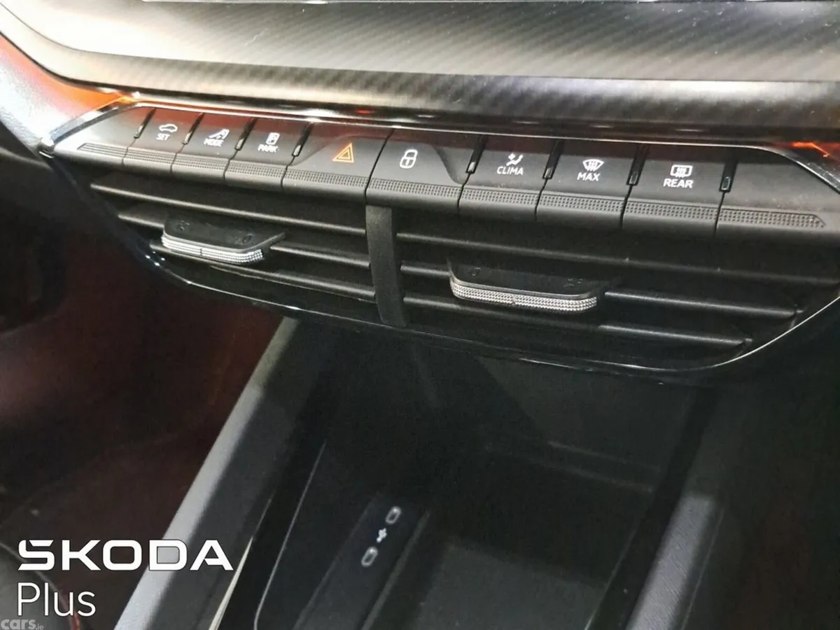 Skoda Octavia Estate, Diesel, 2024, Grey
