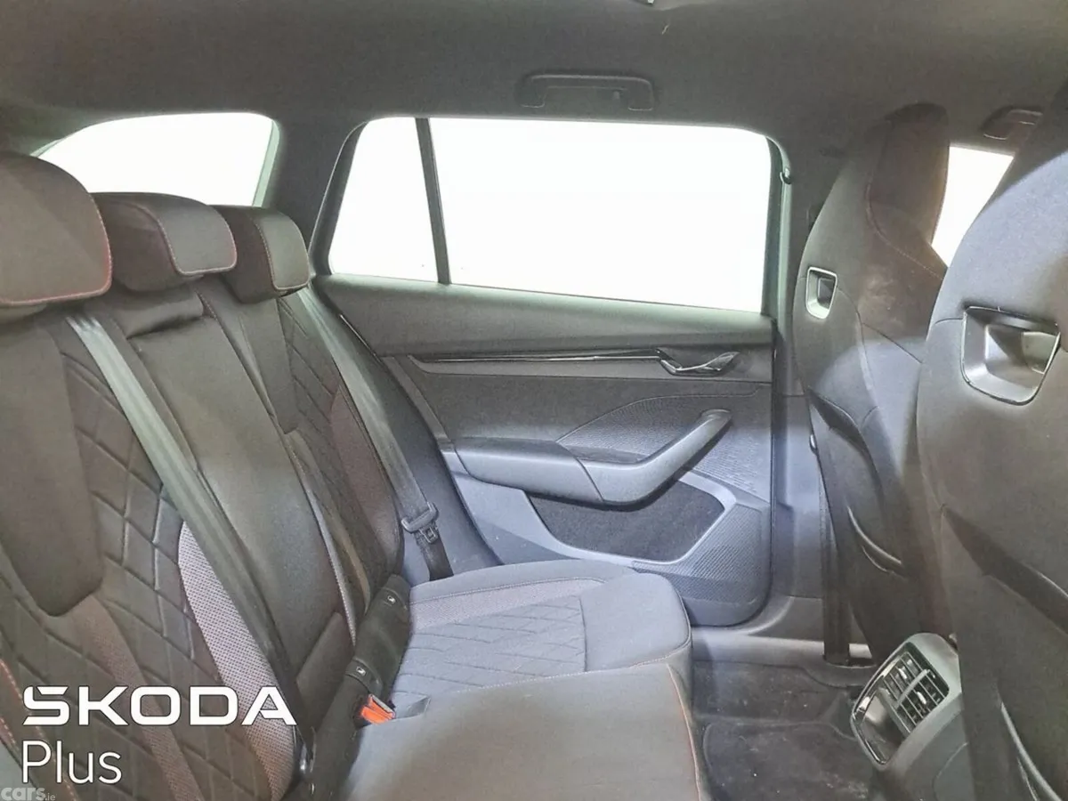 Skoda Octavia Estate, Diesel, 2024, Grey