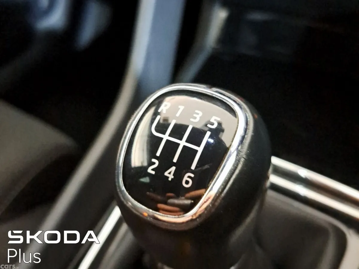 Skoda Karoq SUV, Diesel, 2023, Black