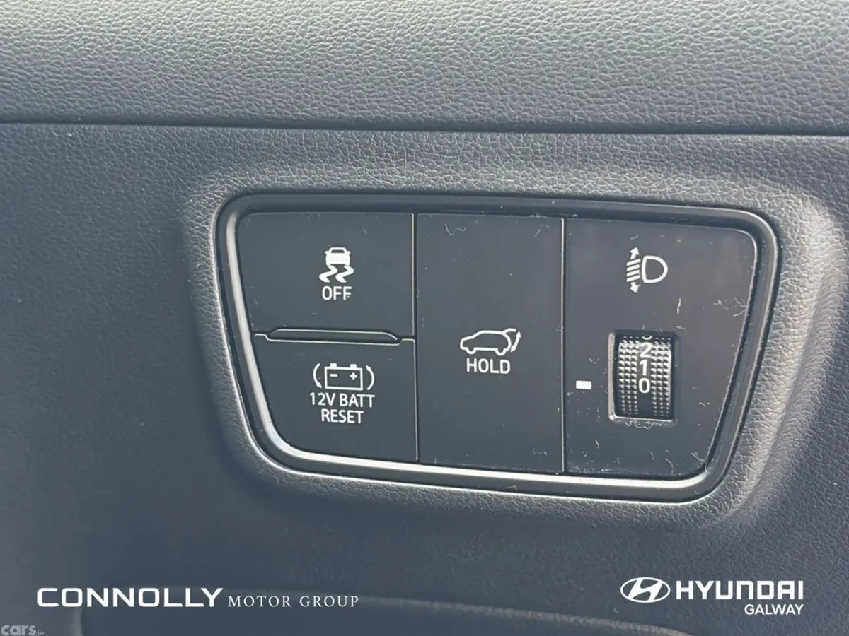 Hyundai Tucson SUV, Petrol Hybrid, 2023, Blue