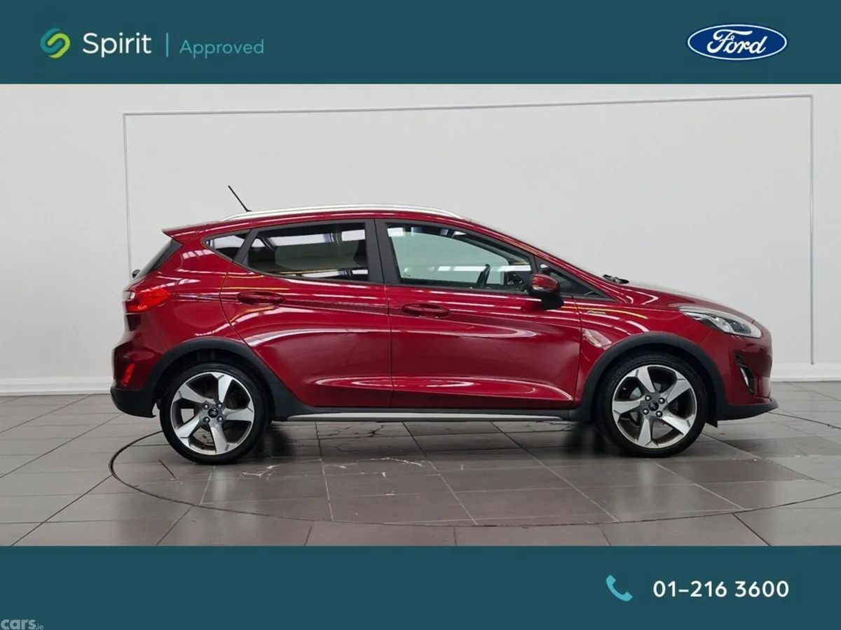 Ford Fiesta Hatchback, Petrol, 2018, Red