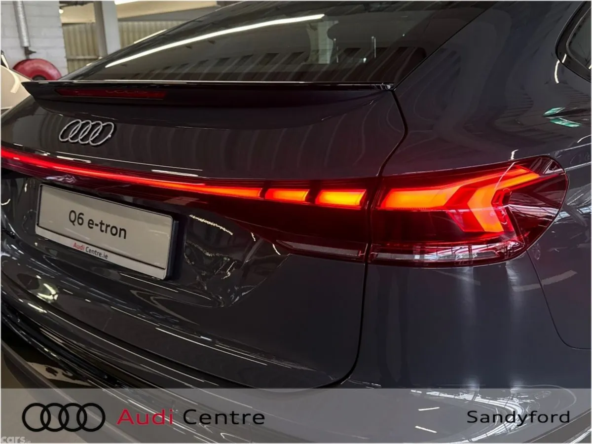 Audi Q6 e-tron Hatchback, Electric, 2026, Grey