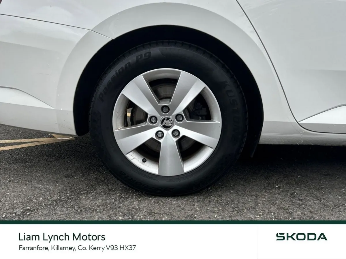 Skoda Superb Saloon, Diesel, 2018, White