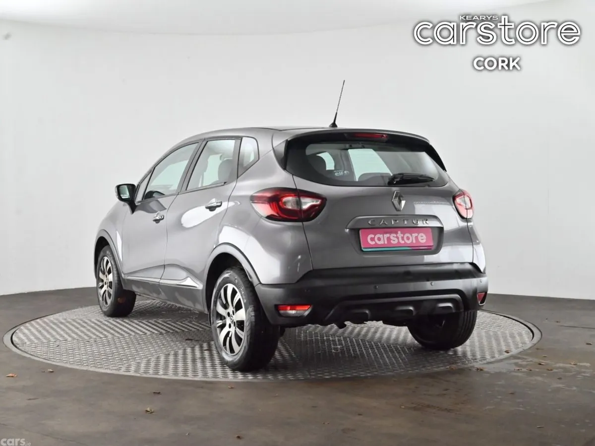 Renault Captur Hatchback, Petrol, 2019, Grey
