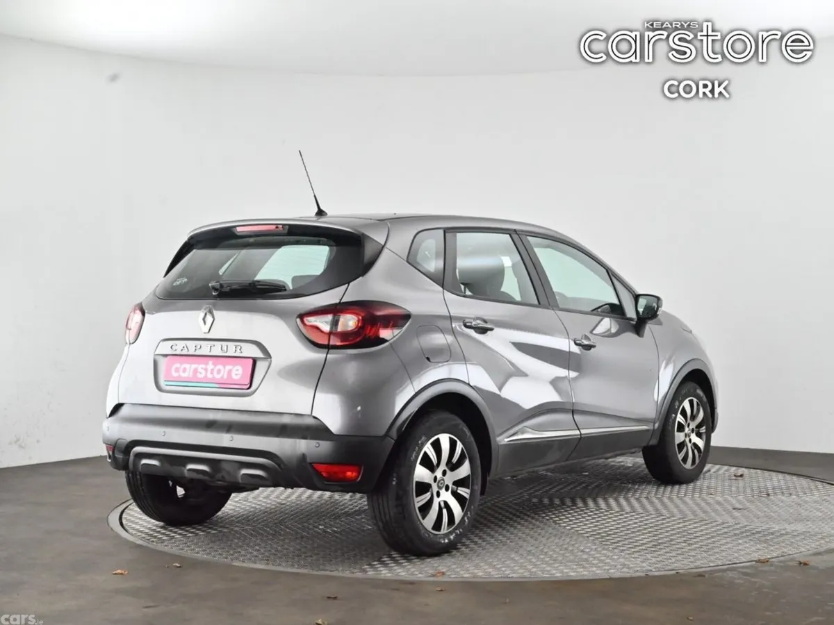 Renault Captur Hatchback, Petrol, 2019, Grey