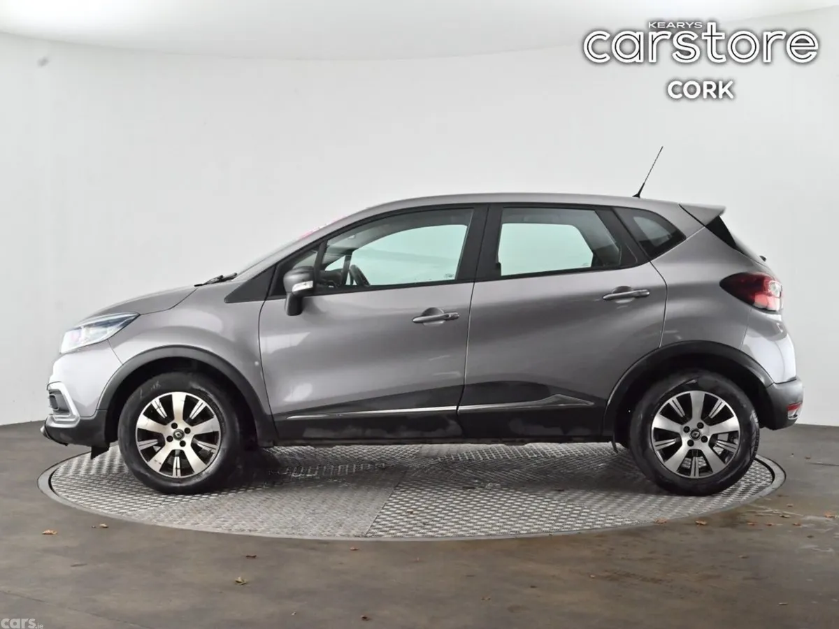 Renault Captur Hatchback, Petrol, 2019, Grey