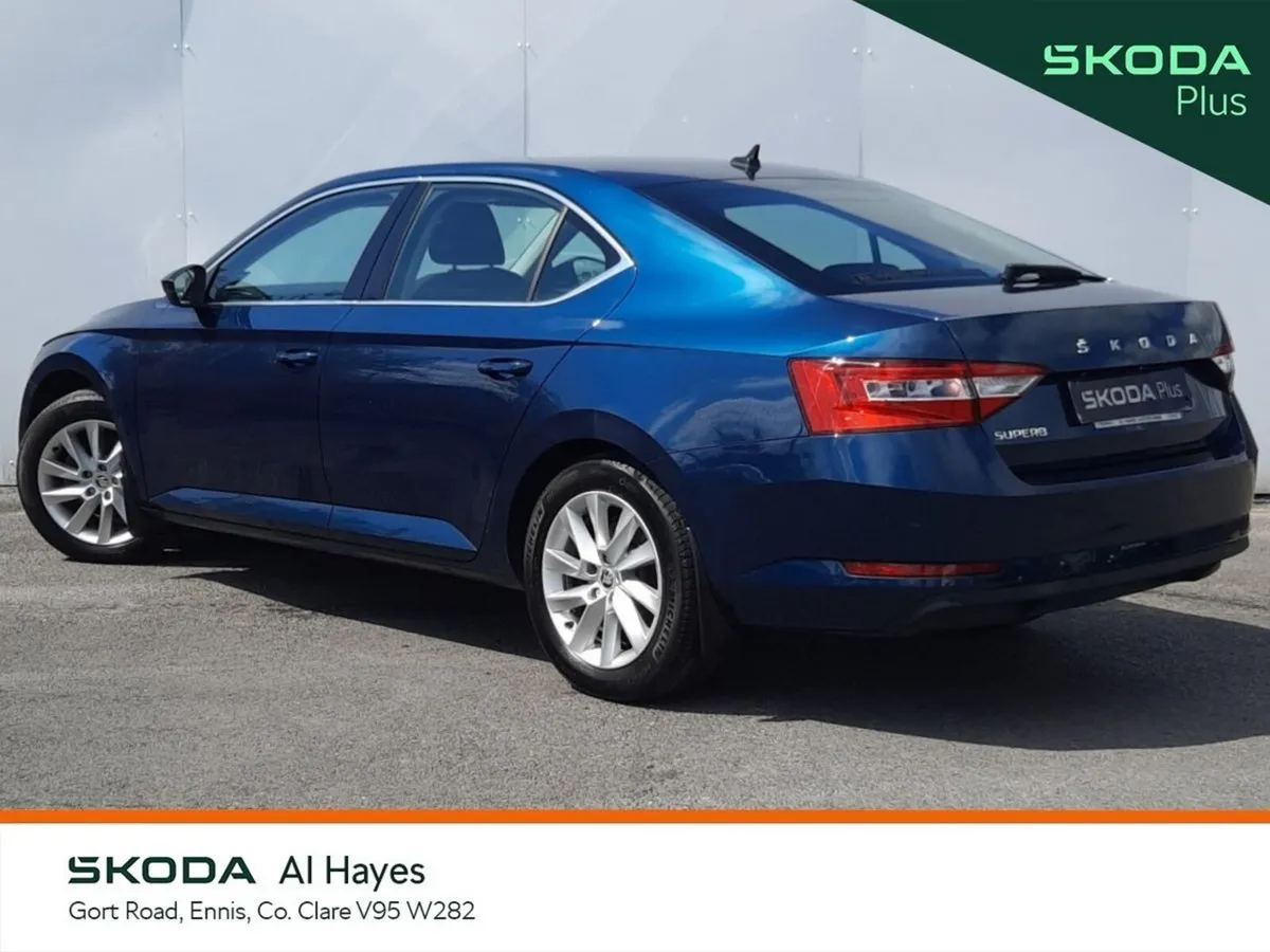 Skoda Superb Saloon, Diesel, 2023, Blue