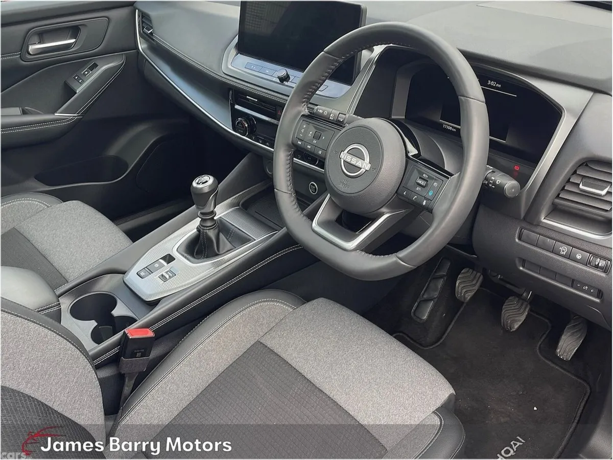 Nissan Qashqai MPV, Petrol, 2025, Grey