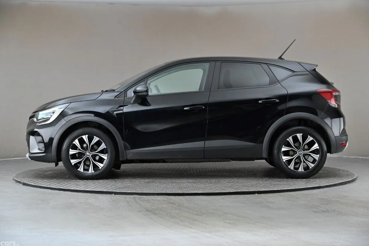Renault Captur SUV, Petrol, 2024, Black